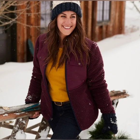 Duluth Trading Co Women's Plum Teddy Sherpa Jacket - Picture 5 of 5